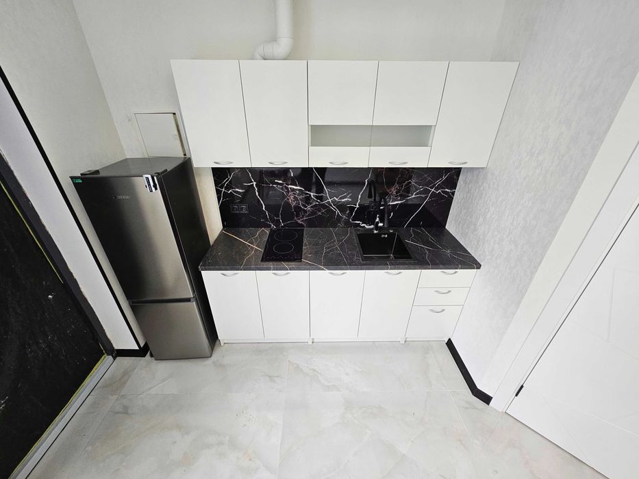 Оренда двоповерхового Townhouse 35m2 з новим ремонтом