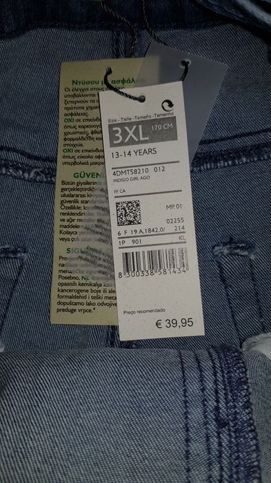 Jardineira/Macacão jeans feminino Benetton*