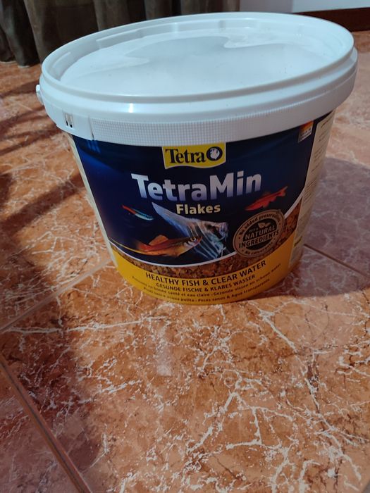 Flocos peixes tropicais lata com 10 litros