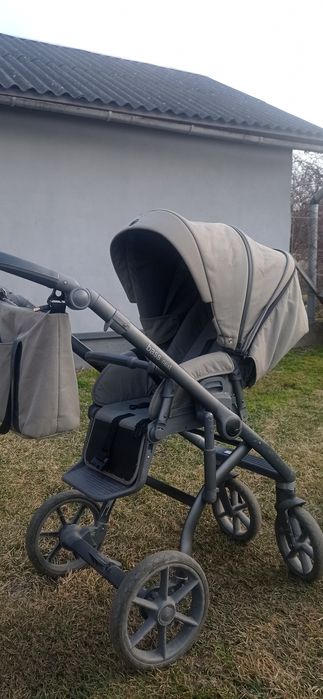 Продам коляску дитячу