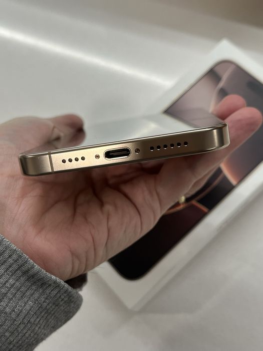 Iphone 16 Pro Max 256GB Desert Titanium Excelente estado Original