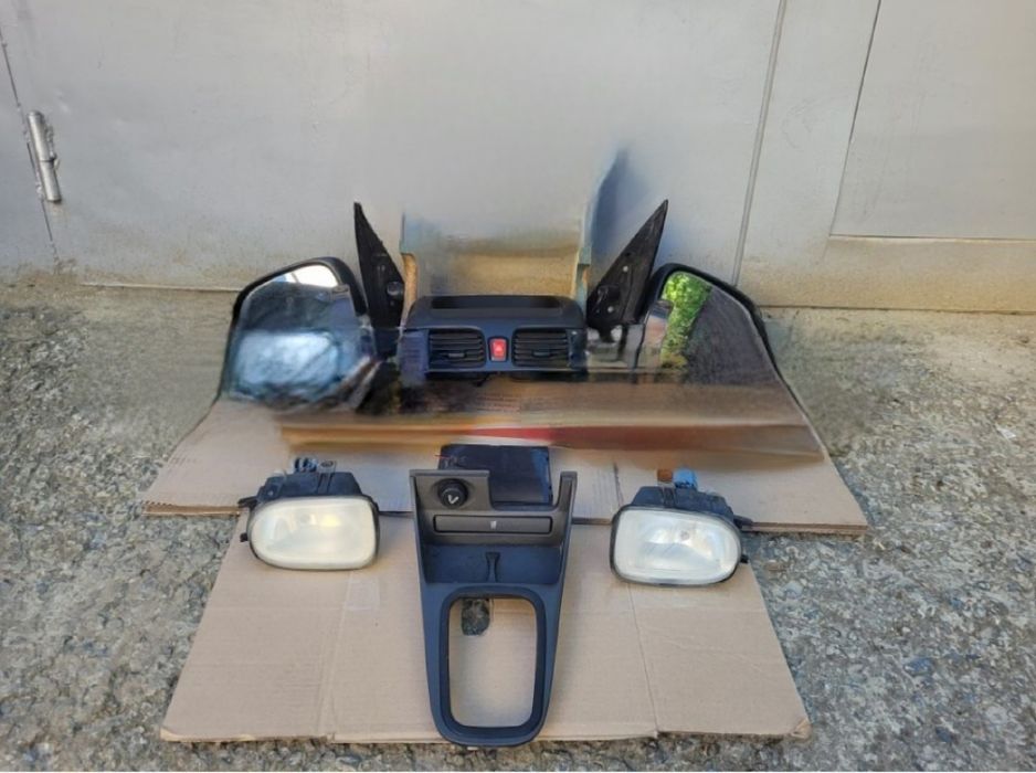 Фари  на Nissan Almera N16 рестайлінг