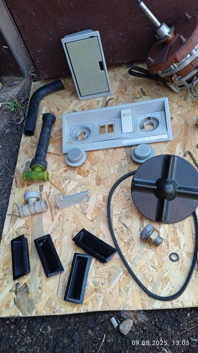 На разборку - стиральная машинка АУРИКА 120-1. ОБА двигателя