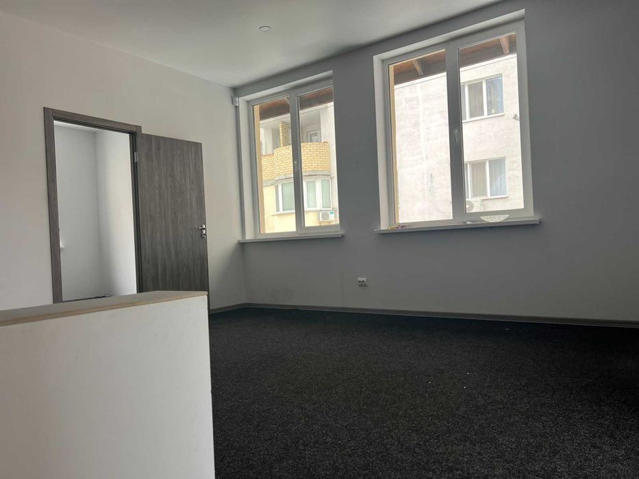 Здам коммерційне приміщення на Замості 3030