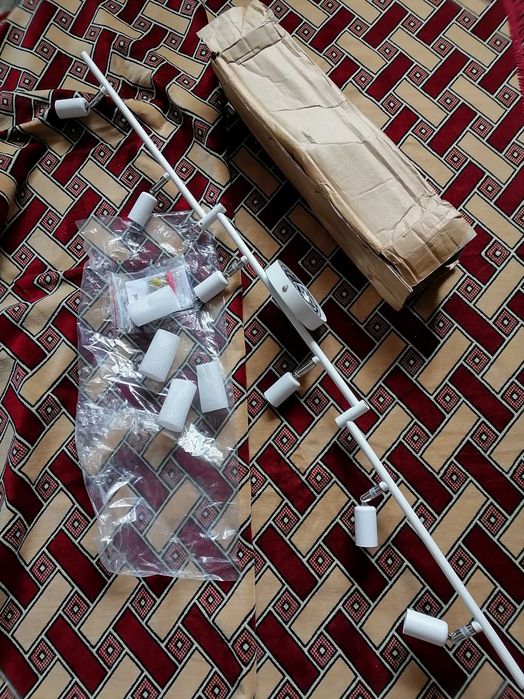 Світильник стельовий