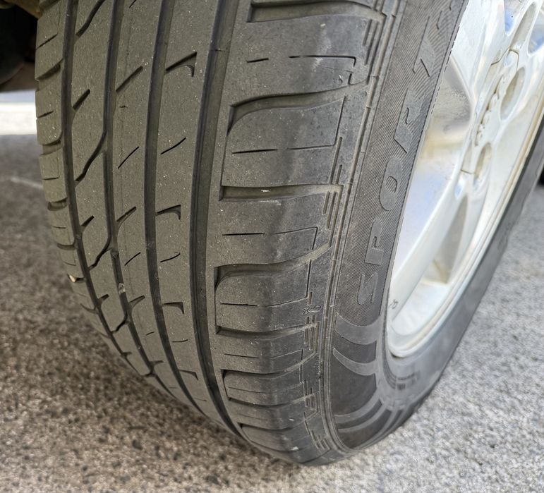 Pneus e jantes cherokee WJ/WG Overland 235/65R17