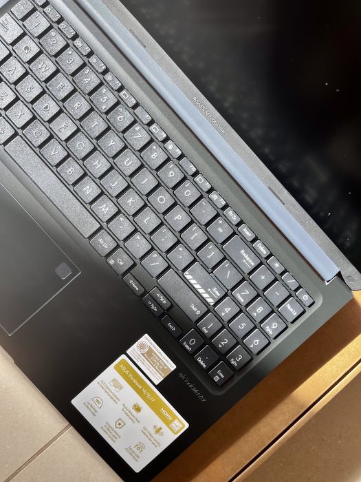 Nowy Laptop ASUS Vivobook 15