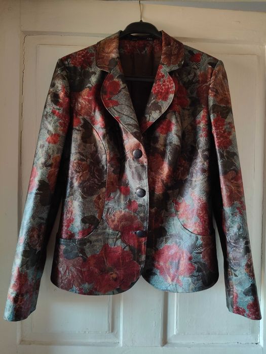 Жакет піджак.     .