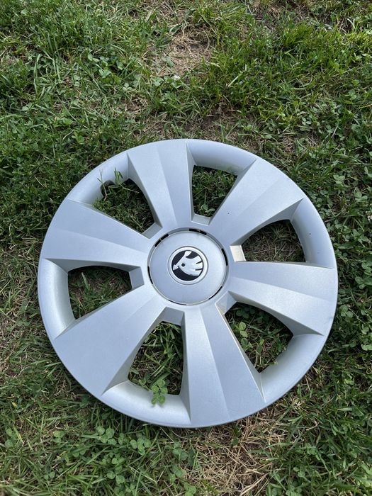 2 oryginalne kołpaki Skoda