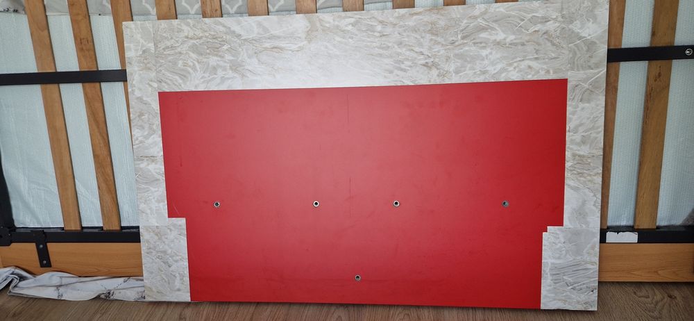 Cama madeira solteiro com mesa cabeceira