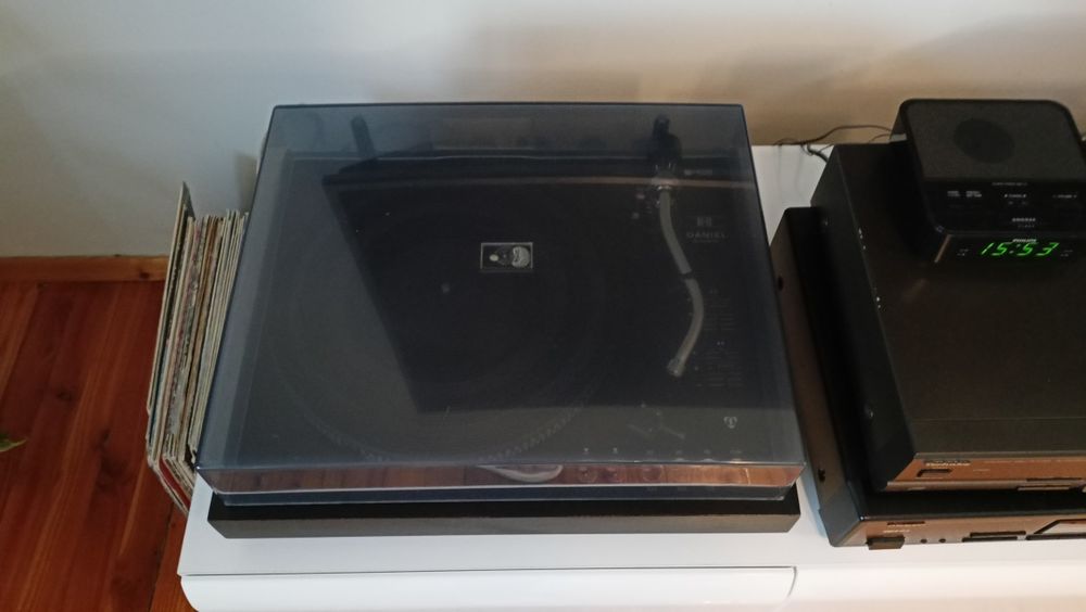 Gramofon Daniel G-1100fs