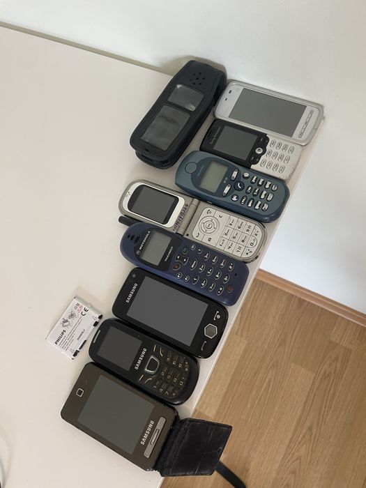 Лот телефонів nokia, philips, smasung, і тд