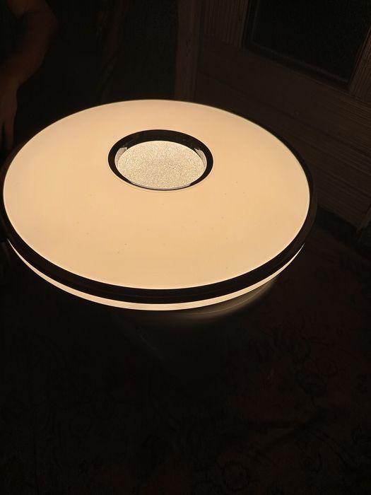 Продам светодиодный светильник