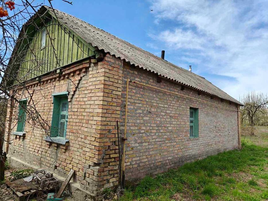 Ділянка під будівництво 24 сот,газ,вода,електрика  с. Іванковичі
