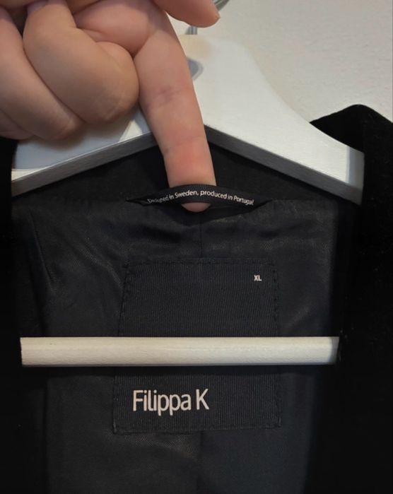 Casaco de Lã Preto com Couro Filippa K