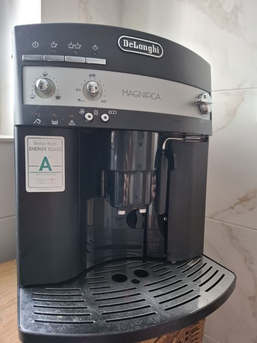 Кавомашина (кавоварка) De’Longhi Magnifica ESAM 3000