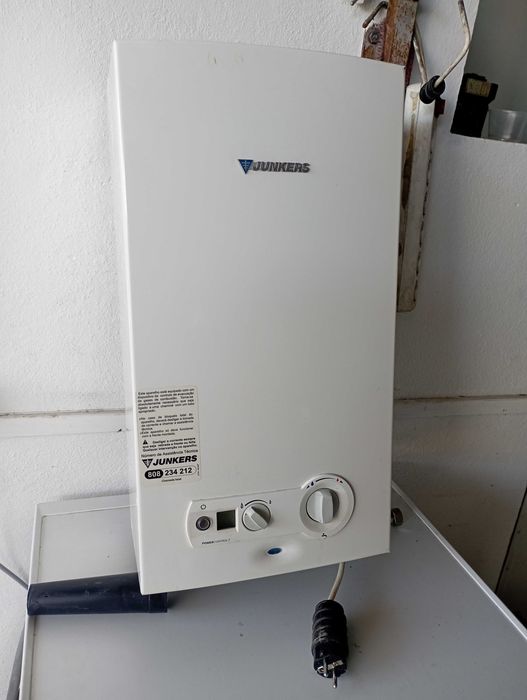 Esquentador Junkers ventilado gás natural em bom estado