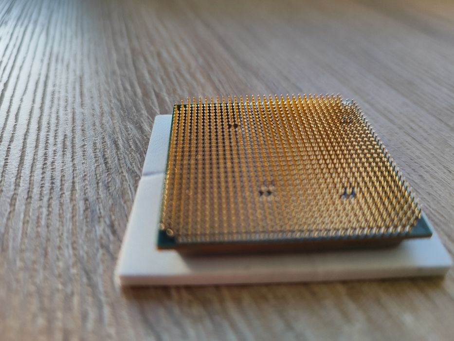 Процессор FX8300 3.3 GHz 8 ядер сокет AM3+