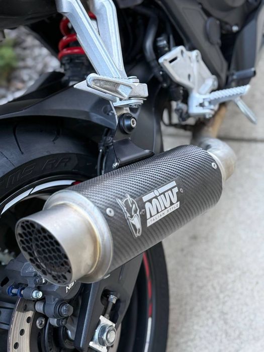 Honda cbr 650 r 2023ne z900.mt09.mt09