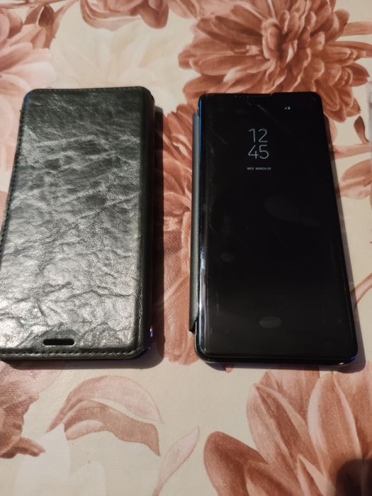 Zegar na etui. 2 etui do Xiaomi note 10 pro czytaj opis