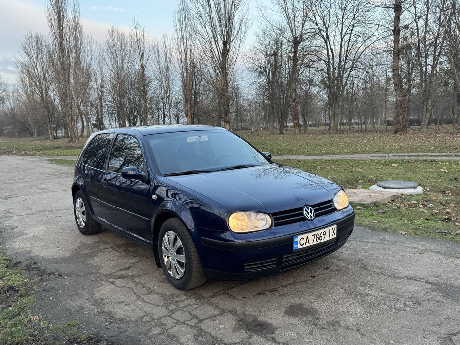 Продам Volkswagen Golf 4 1.4mpi