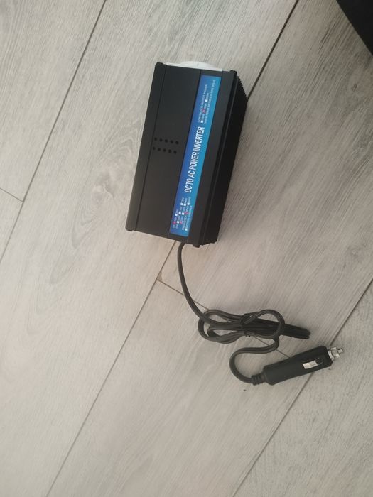 Inversor de corrente 12V para 220V 150W — carro / autocaravana /viagem