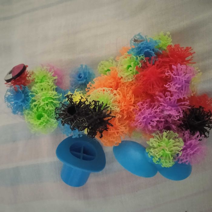 Іграшки для розвитку ігровий набір в'язкі кульки, що чіпляються