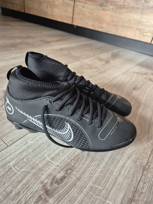 Korki Nike piłka nożna  37,5