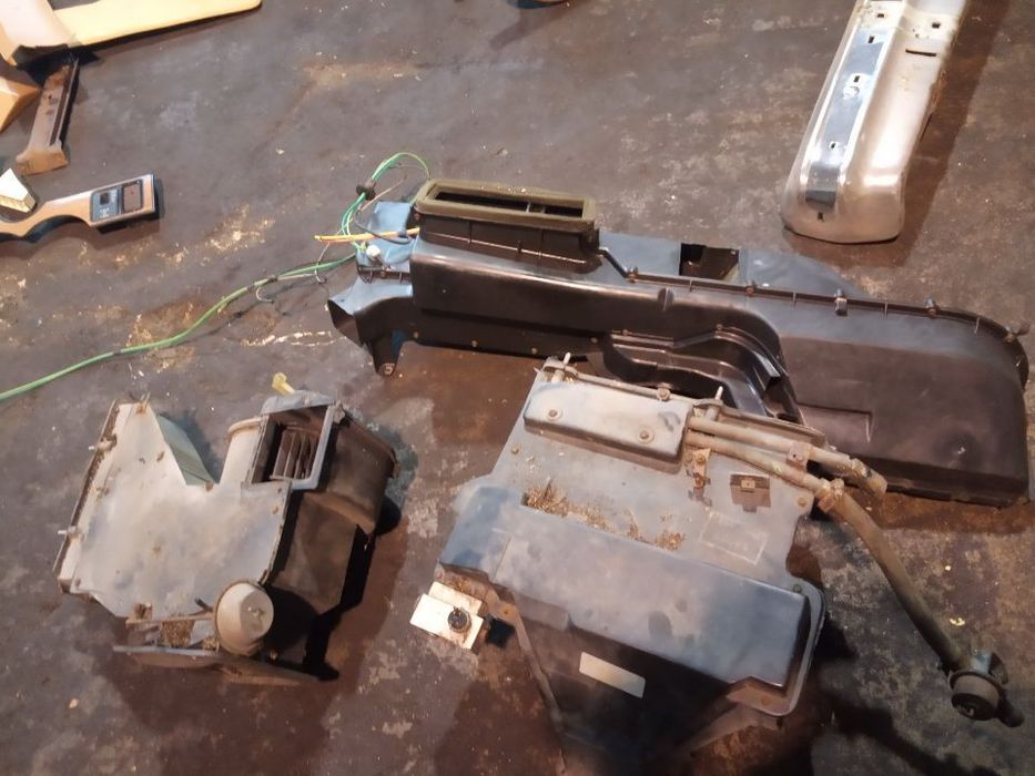 DODGE RAM VAN B150 B250 B350 71-93 dmuchawa nawiewu obudowa chevrolet nagrzewnicy nagrzewnica wody klimatyzacji silniczek silnik dmuchawy g20 g30 gmc vandura B100 B200 B300 D100 D150 PICKUP RAMCHARGER