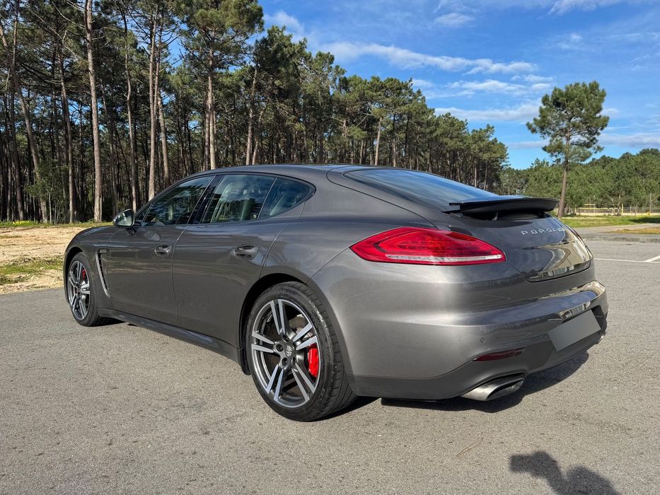 Porsche Panamera Platinum Edition