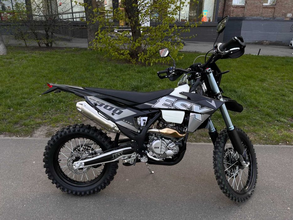 Мотоцикл ESX NB300 Lite II