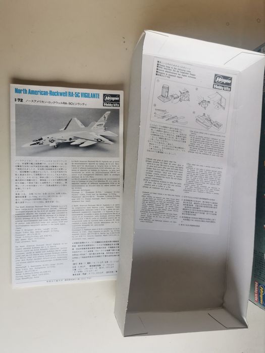 Kit  Hasegawa 1/72 – RA-5C Vigilante (Sacos Selados)