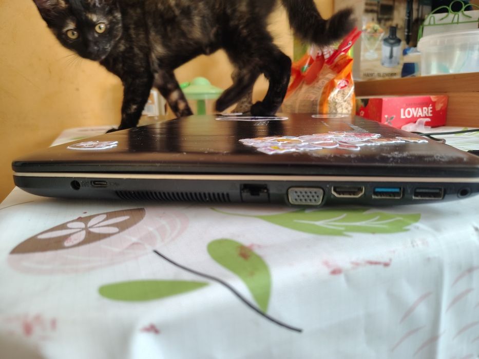 Продам ноутбук ASUS