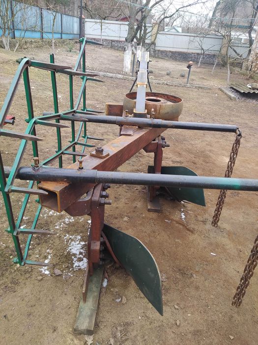 Плуг 2-х корпусный