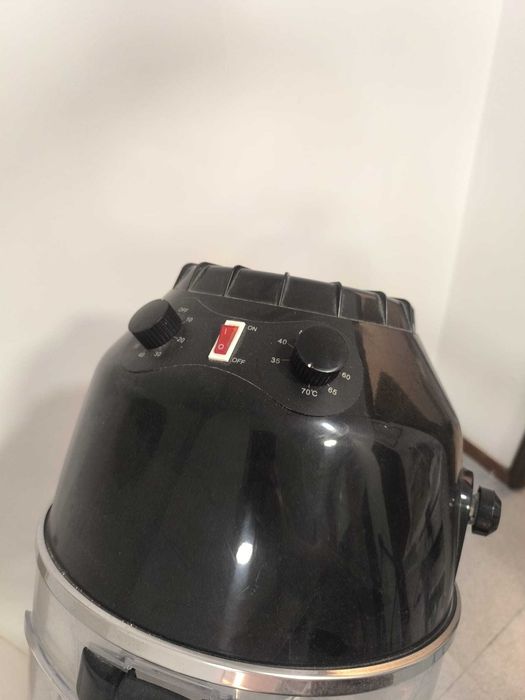 Secador de cabelo de pé