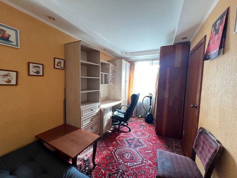 Пролам 3х кімнатну на Степана Бандери 52500$