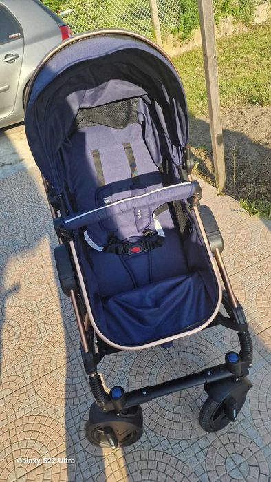 Carrinho de bebe trio!