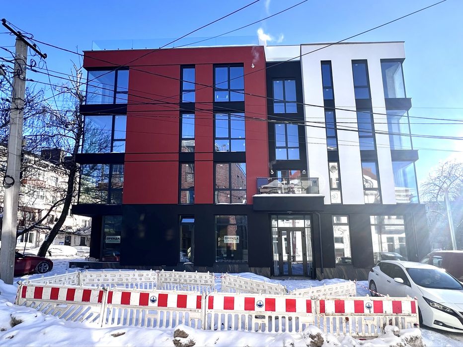 Продаж 3-кімнатної