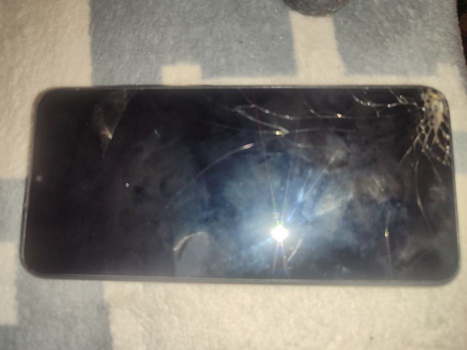 Продам редми 9а на запчасти