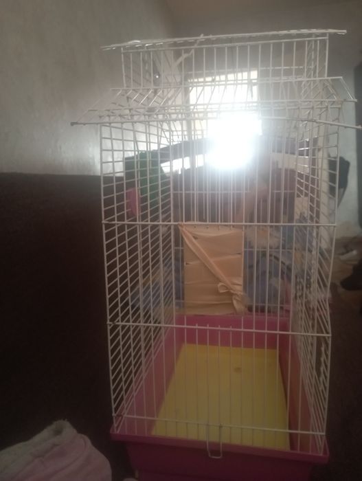 Продам клетку для попугая