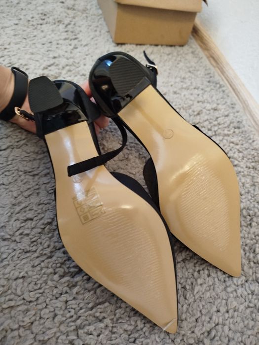 Продам туфлі жіночі