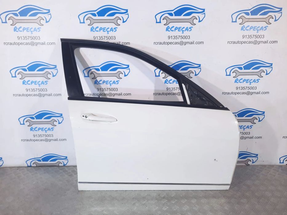 PORTA FRENTE FRONTAL DIREITA MERCEDES BENZ CLASS C W204 A2047200205