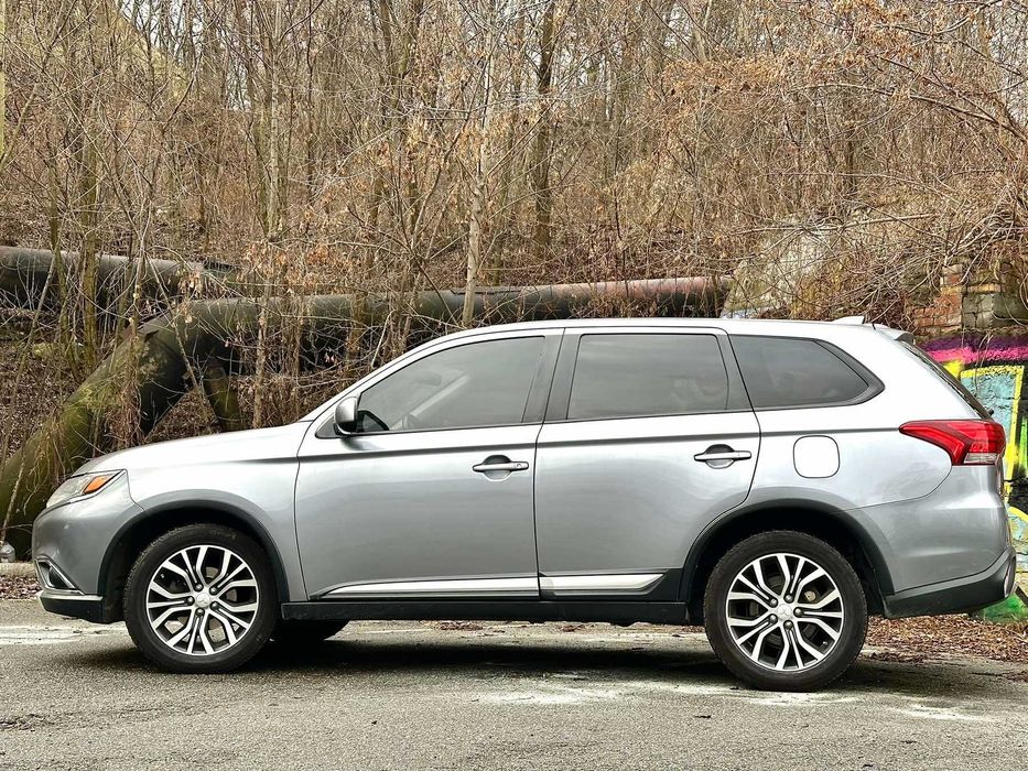 Mitsubishi Outlander 2016 2.4