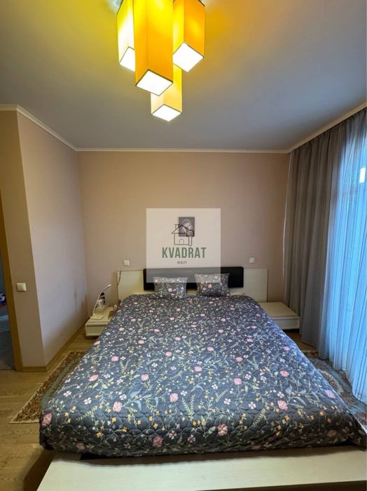 Продам стильний котедж в престижному районі міста