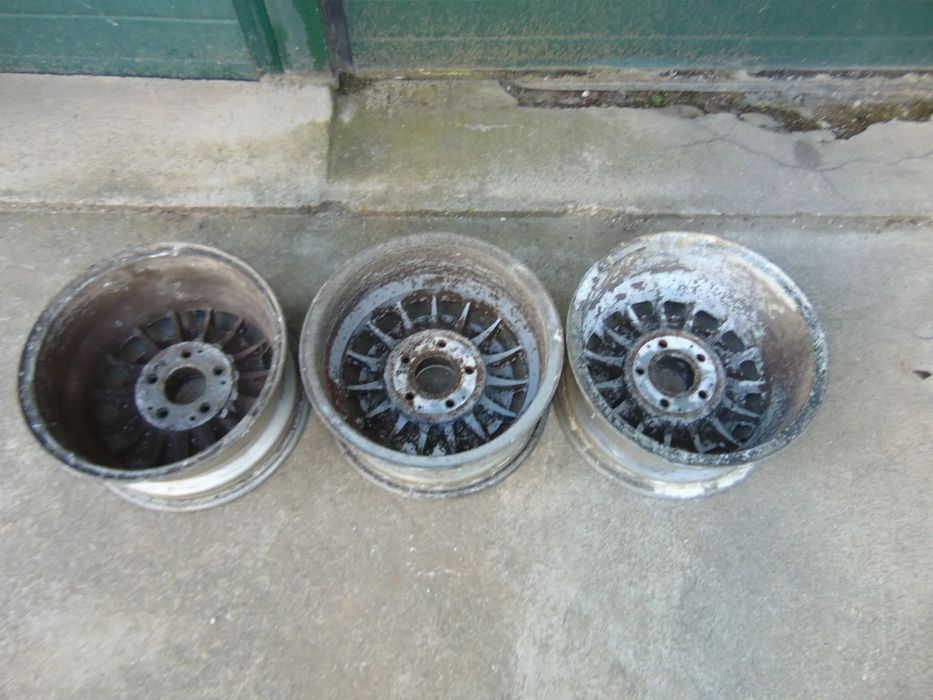Mercedes W123/W114/115 jantes especiais usado em bom estado
