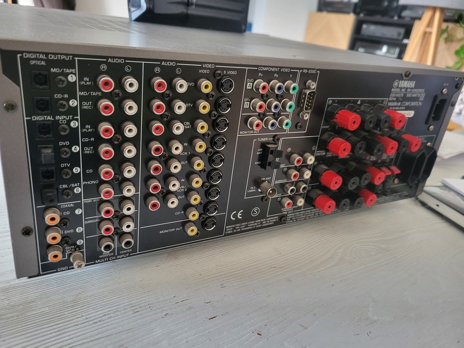 Amplituner Yamaha RX-V2400RDS sprawny