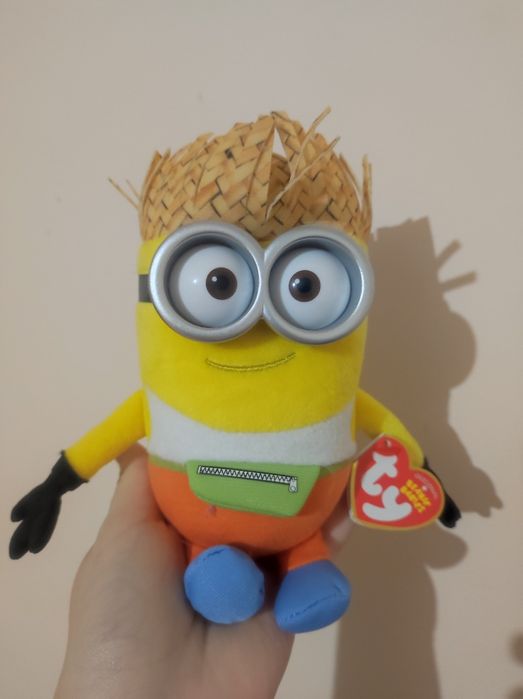 Іграшка міньйон.