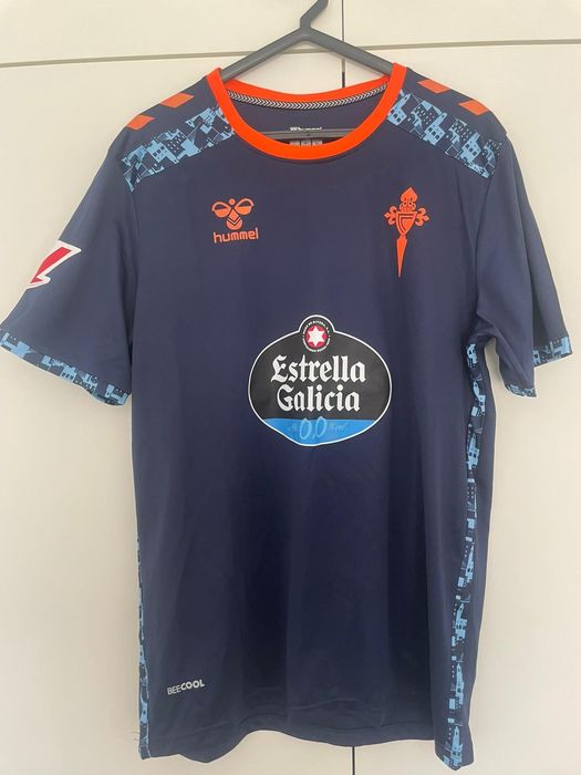 Camisolas de futebol Novas / Segunda mão