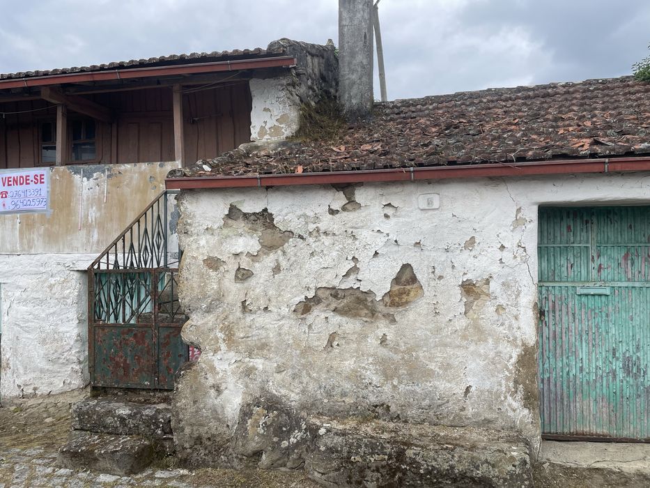 Casa em pinho boticas