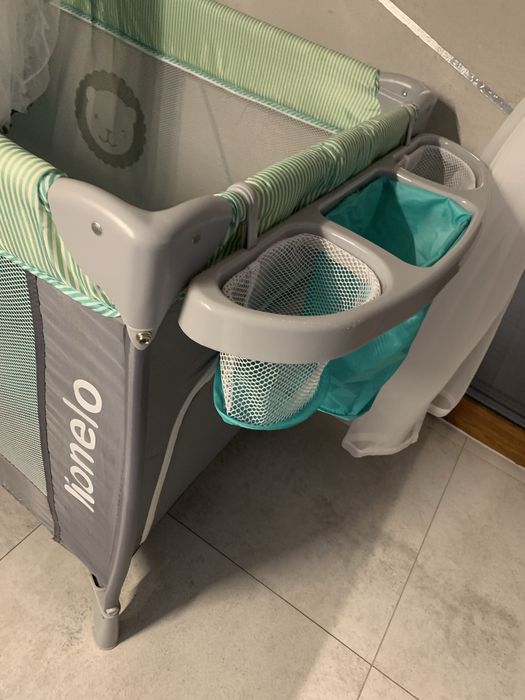 Łóżeczko turystyczne Lionelo + materac (jak nowe )